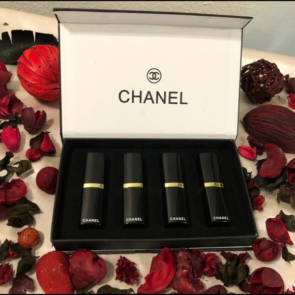 Chanel Lipstick Kit - Picture 3 of 4